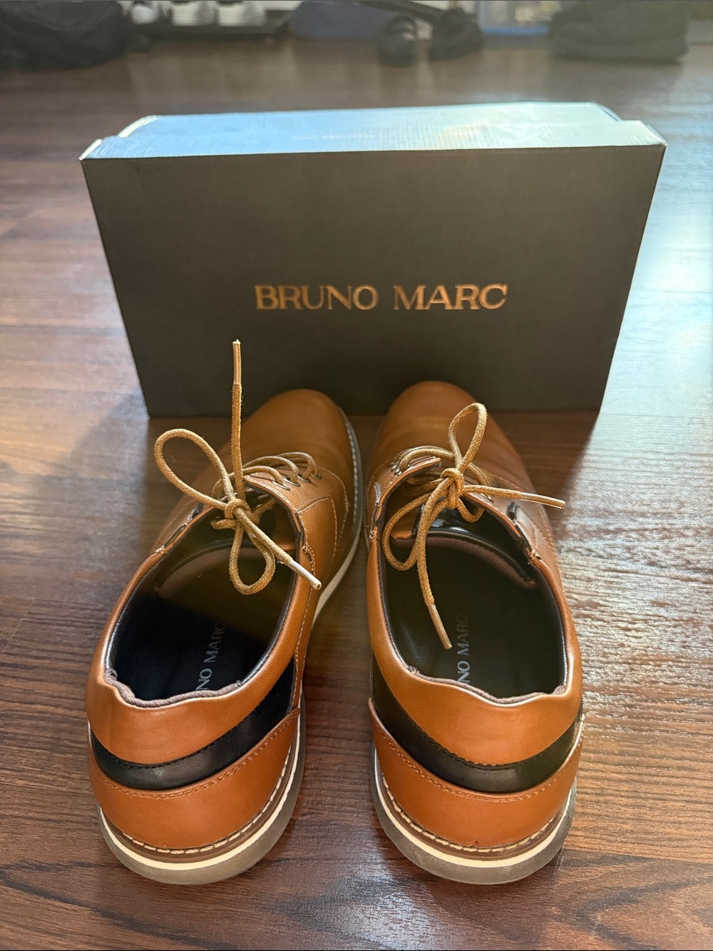 Bruno Magli Tan and Black Leather Lace-Up Oxfords